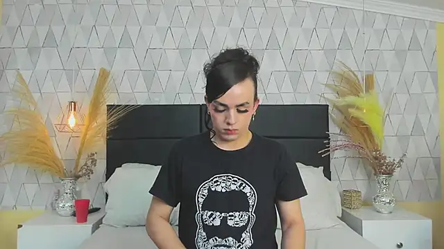 Snapshot of JustinePerry chatting on 02-07-26, 04:31 JustinePerry online show from 02-07-26, 04:31