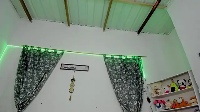 megan 100 online show from 09-25-25, 07:09