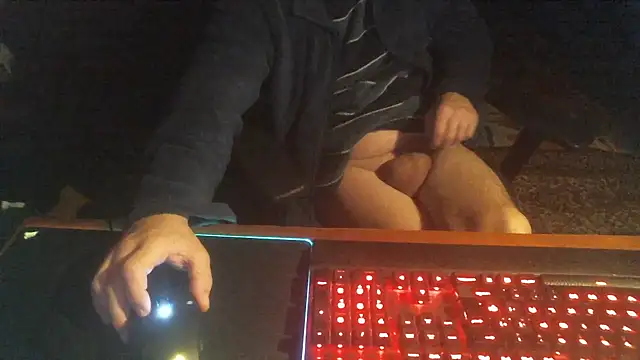 Snapshot of 6996horus chatting on 01-30-25, 01:44 6996horus online show from 01-30-25, 01:44