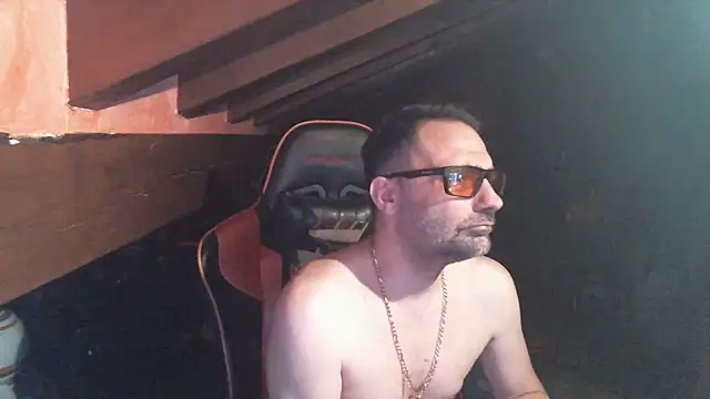 Snapshot of 6996horus chatting on 09-11-25, 09:59 6996horus online show from 09-11-25, 09:59