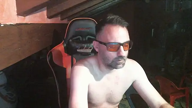 Snapshot of 6996horus chatting on 10-04-25, 12:34 6996horus online show from 10-04-25, 12:34