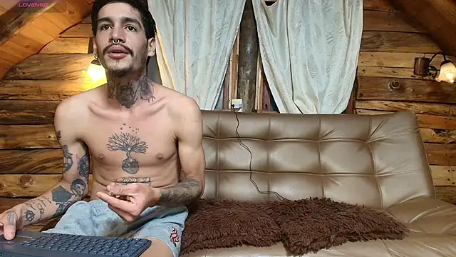 Laurensex4 online show from 10-30-25, 04:00