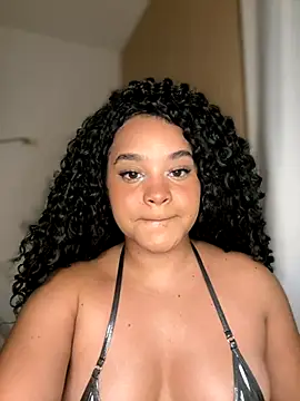 Lucy wilson5 online show from 11-11-25, 02:17