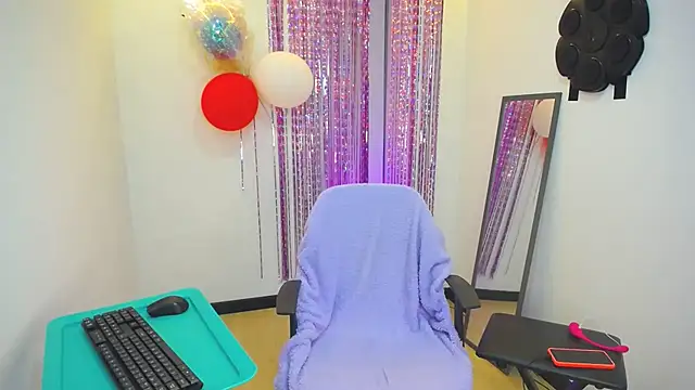 Snapshot of 911Calling chatting on 02-21-25, 04:07 911Calling online show from 02-21-25, 04:07