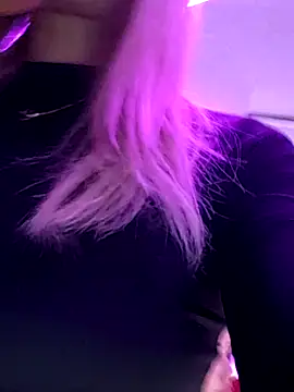 Snapshot of 911Calling chatting on 12-01-25, 01:50 911Calling online show from 12-01-25, 01:50