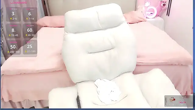 miduo520666 online show from 12-23-25, 01:16