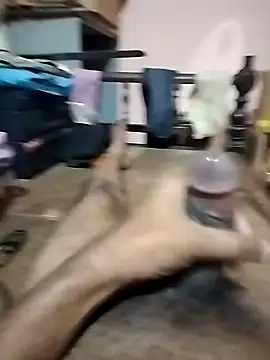 Snapshot of tamil_horny09 chatting on 10-02-25, 06:22 tamil horny09 online show from 10-02-25, 06:22