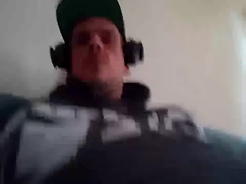 Snapshot of sexsuchti80 chatting on 02-27-25, 11:06 sexsuchti80 online show from 02-27-25, 11:06