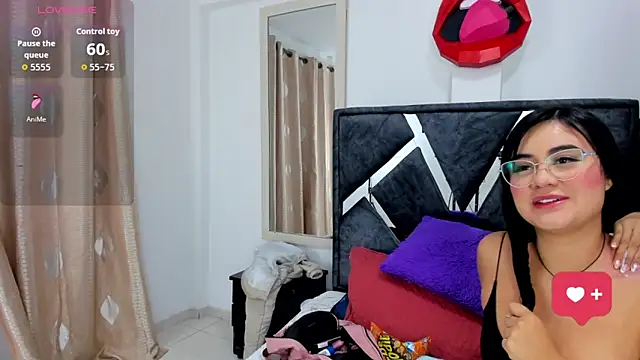 Snapshot of Dulce_amg chatting on 11-29-25, 02:12 Dulce amg online show from 11-29-25, 02:12