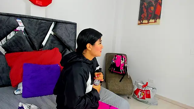 Snapshot of Dulce_amg chatting on 11-26-25, 04:01 Dulce amg online show from 11-26-25, 04:01