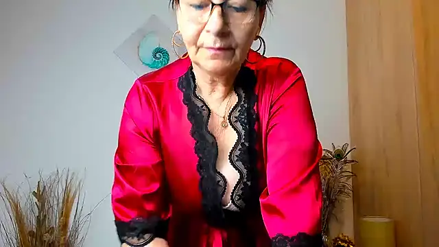 sweetangell69  online show from 04-06-26, 03:35