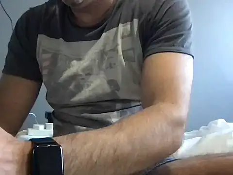 shyfucker23 online show from 12-03-25, 10:36