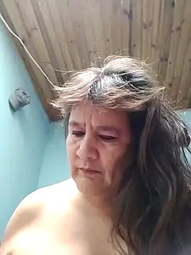 DirtyStefaniax online show from 10-29-25, 05:45