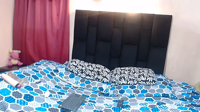 Snapshot of Adan_eva777 chatting on 12-17-24, 06:45 Adan eva777 online show from 12-17-24, 06:45