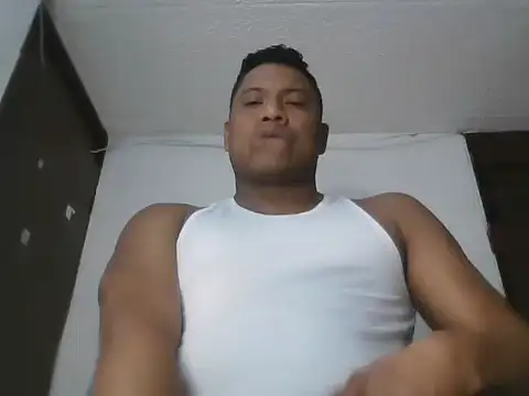 Snapshot of latinblack01 chatting on 11-02-25, 05:01 latinblack01 online show from 11-02-25, 05:01