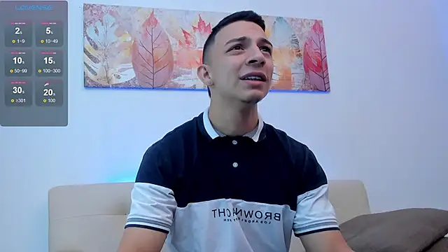 Snapshot of Samuel_Up chatting on 10-08-25, 04:58 Samuel Up online show from 10-08-25, 04:58