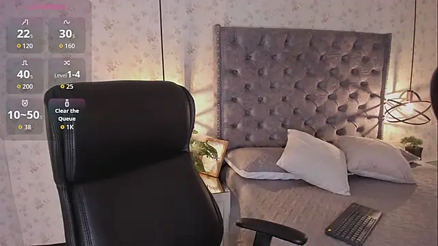 Snapshot of LanaJones_ chatting on 07-15-26, 01:51 LanaJones online show from 07-15-26, 01:51
