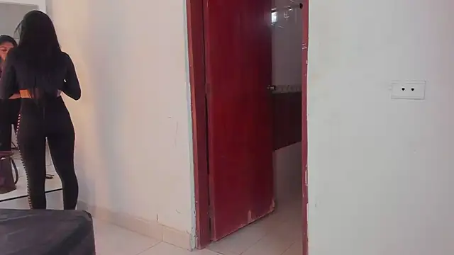 Alhana pulido online show from 02-18-25, 07:19