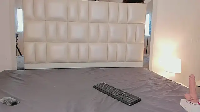 Alhana pulido online show from 02-10-25, 06:35