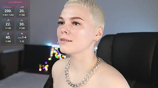 LikaBerry1 online show from 02-12-25, 08:29