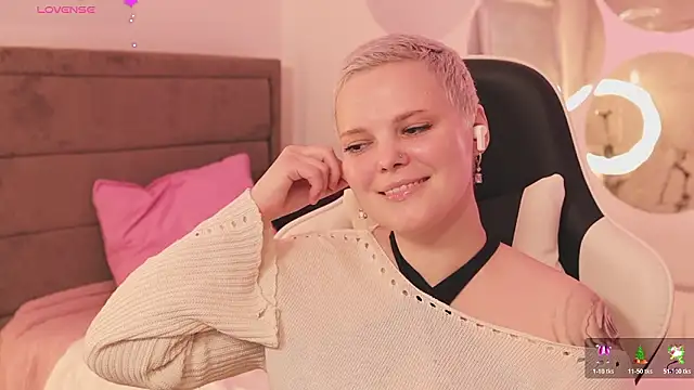 LikaBerry1 online show from 02-14-26, 01:22