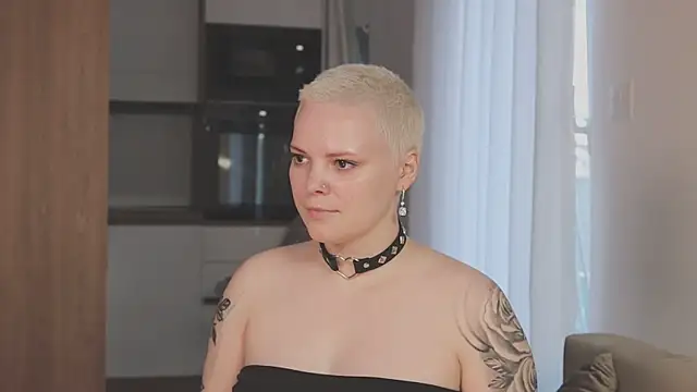 LikaBerry1 online show from 04-09-26, 05:08