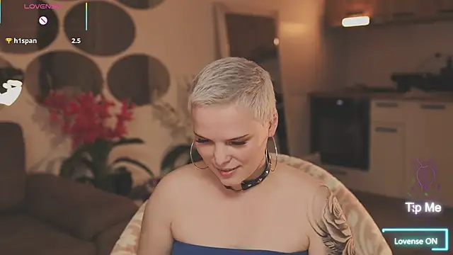 LikaBerry1 online show from 10-29-25, 06:07