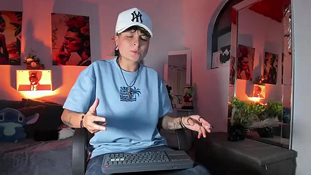 ZuryRamirez  online show from 11-27-25, 08:31