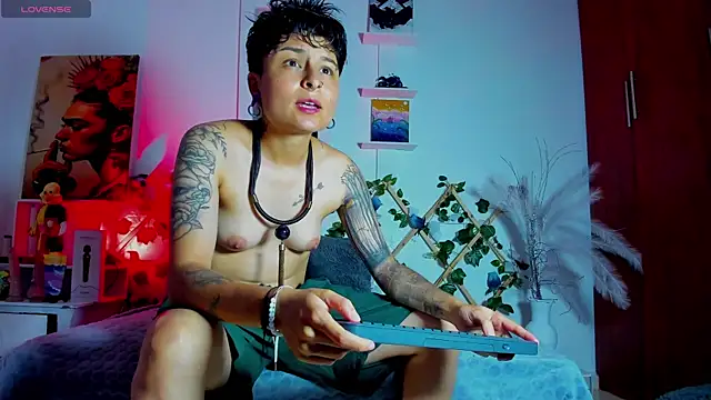 ZuryRamirez  online show from 02-23-25, 12:08