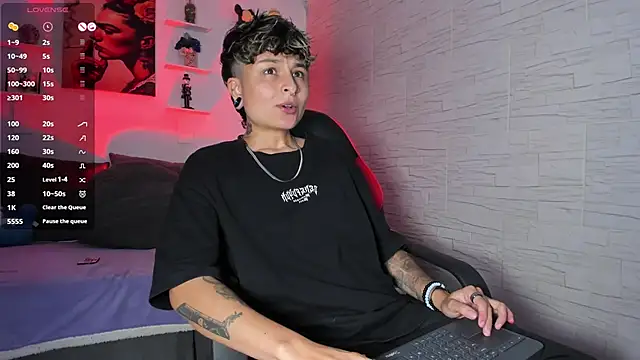 ZuryRamirez  online show from 11-08-25, 08:34