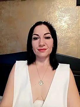 Snapshot of FireLily332 chatting on 02-16-25, 05:04 FireLily332 online show from 02-16-25, 05:04
