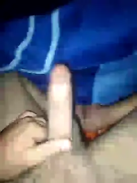 Snapshot of ch___ro69 chatting on 02-08-25, 03:19 ch ro69 online show from 02-08-25, 03:19
