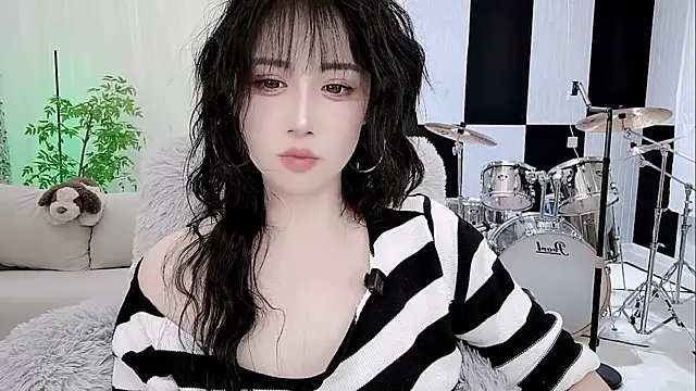 Vaness-a online show from 10-18-25, 11:18