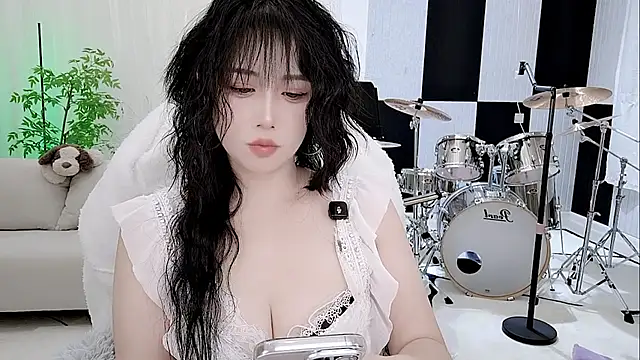 Vaness-a online show from 10-16-25, 08:06