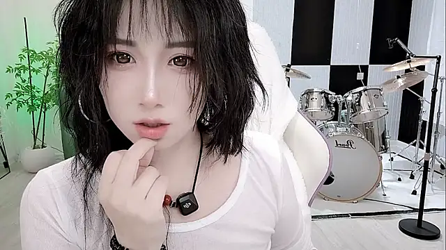 Vaness-a online show from 09-25-25, 05:19