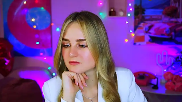 DeboraLarson online show from 03-16-25, 06:53