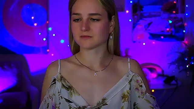 DeboraLarson online show from 10-11-25, 05:30