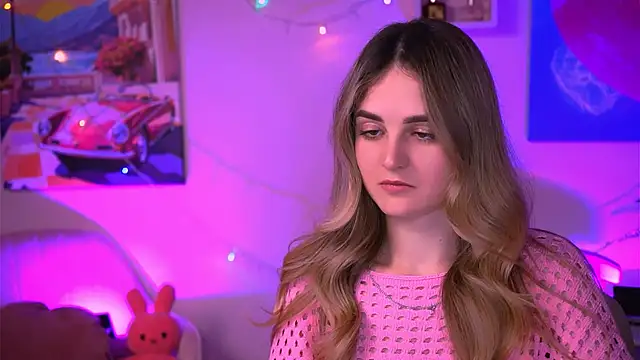 DeboraLarson online show from 02-18-25, 01:43