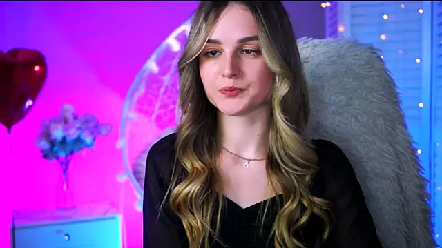 DeboraLarson online show from 03-01-25, 07:26