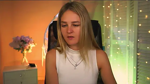 DeboraLarson online show from 04-06-26, 03:13