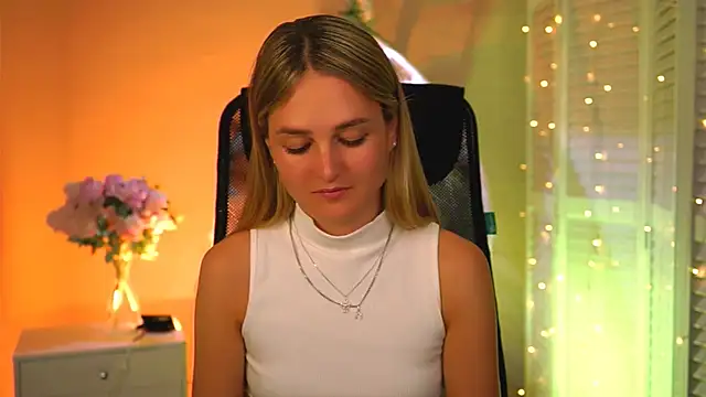 DeboraLarson online show from 04-02-26, 03:13