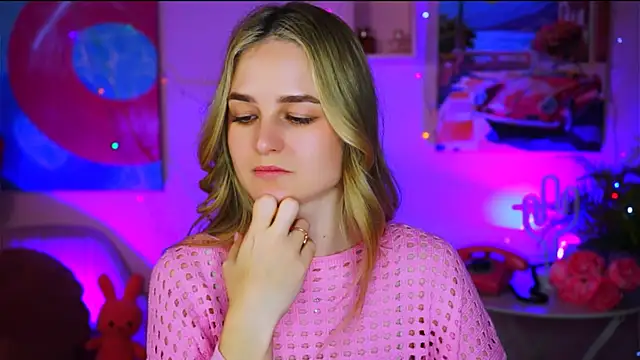 DeboraLarson online show from 03-18-25, 09:34