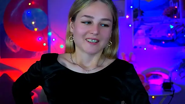 DeboraLarson online show from 10-17-25, 04:16