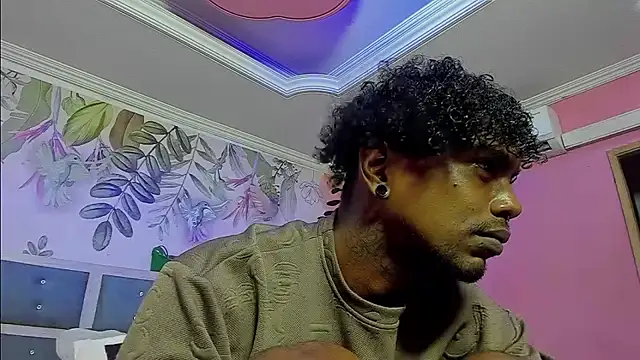 bigblackhotx1 online show from 01-17-26, 01:15