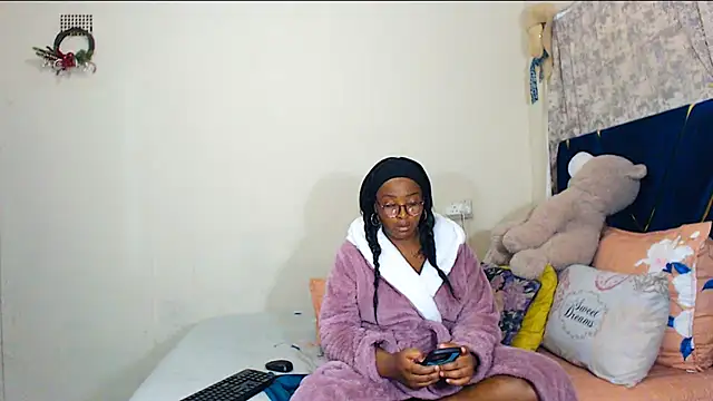 veronica1xxx online show from 05-28-26, 07:53