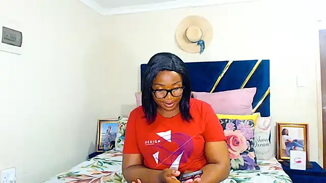 Snapshot of veronica1xxx chatting on 10-03-25, 02:26 veronica1xxx online show from 10-03-25, 02:26