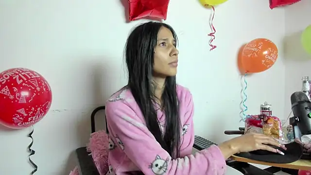 Snapshot of baby_alee chatting on 02-28-25, 09:47 baby alee online show from 02-28-25, 09:47