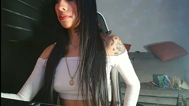 baby alee online show from 11-14-25, 03:32