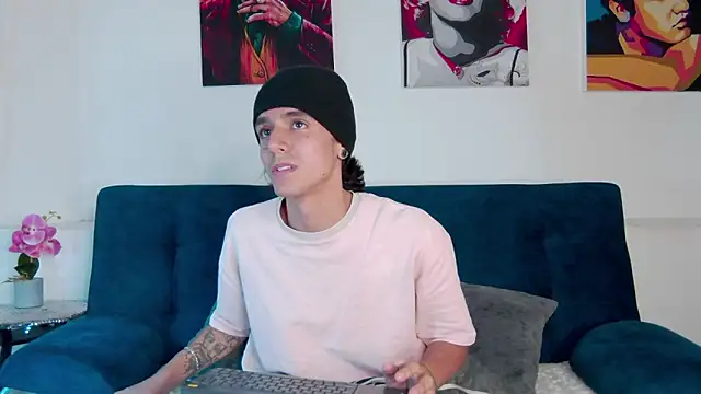 saul stonee online show from 09-16-25, 07:48