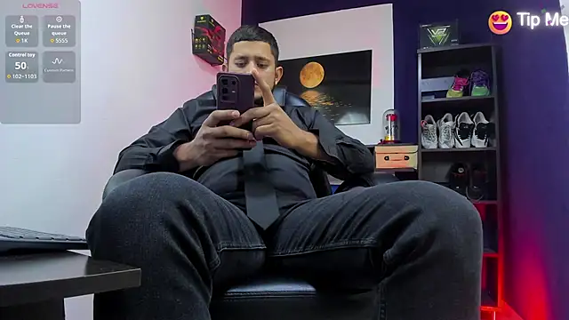 Snapshot of Marcos_garcias chatting on 06-02-26, 05:40 Marcos garcias online show from 06-02-26, 05:40
